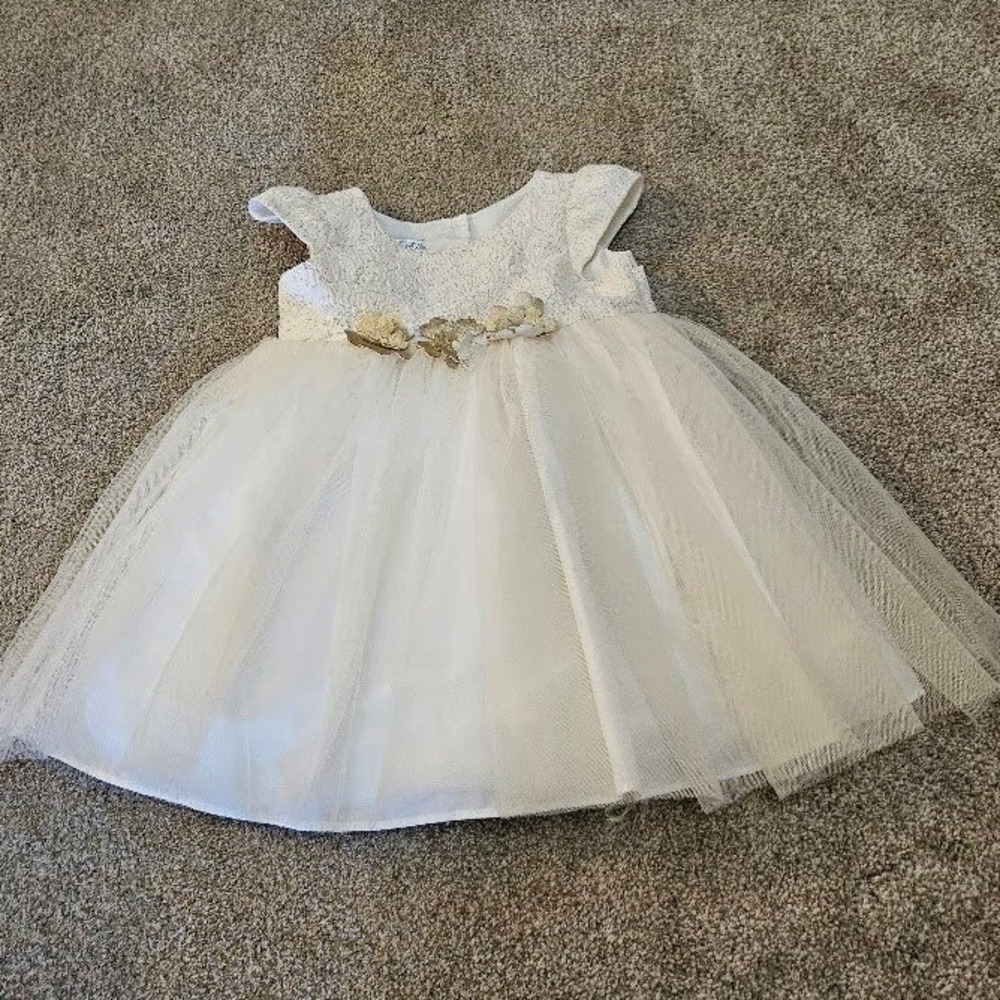 Pippa & Julie Baby Girls 12M White Gold Metallic Tulle Party Dress Princess